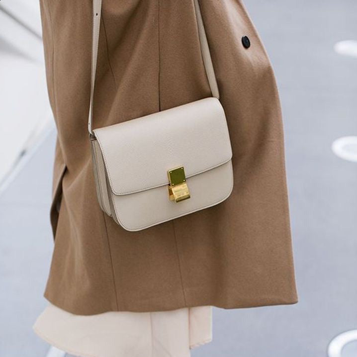 Charlotte - Bolsa de Hombro Ligera con Correa Ajustable