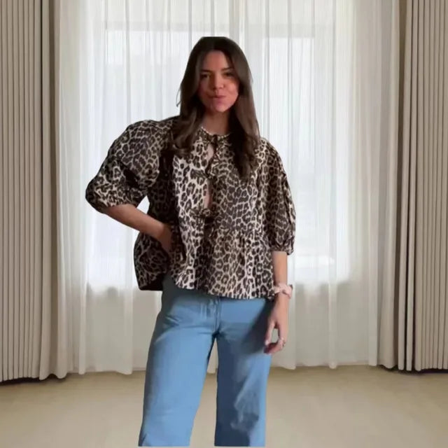 Blusa de moda con estampado de leopardo y mangas abullonadas