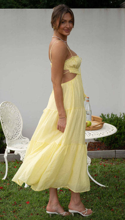Vestido de gran vuelo con cuello en V, sin mangas, color sólido y costuras