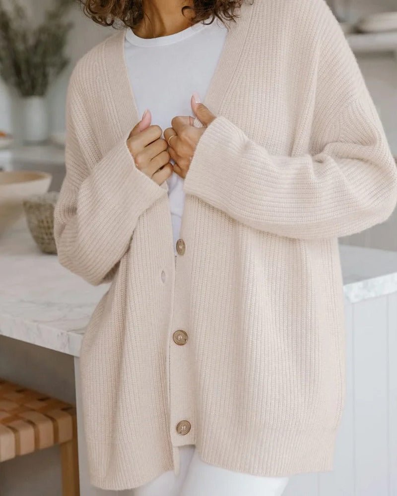 Rina | Cardigan abbottonato e arioso 