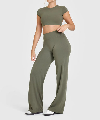 FlowFit Elite - Look Effortlessly Chic While Feeling Cloud-Soft