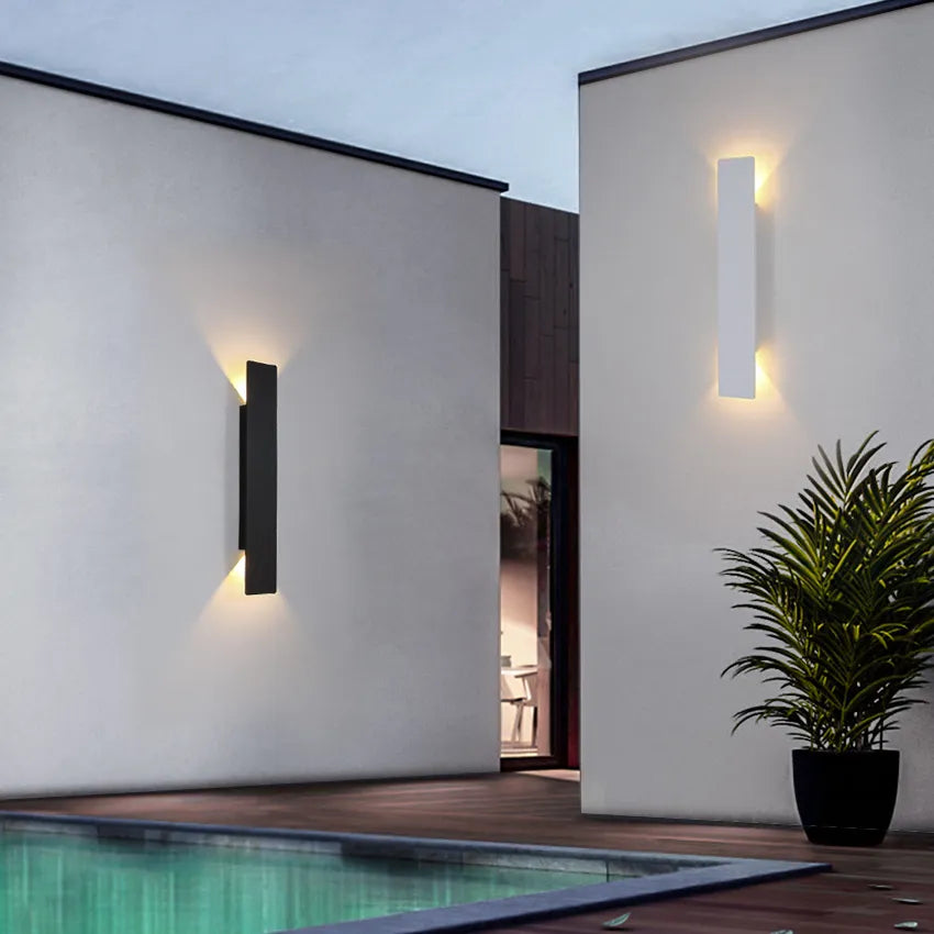 Lámpara de pared exterior negra de aluminio impermeable
