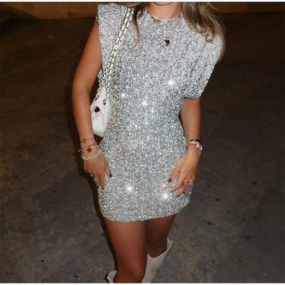 Halle - Vestido Mini Ajustado de Lentejuelas con Cuello Redondo