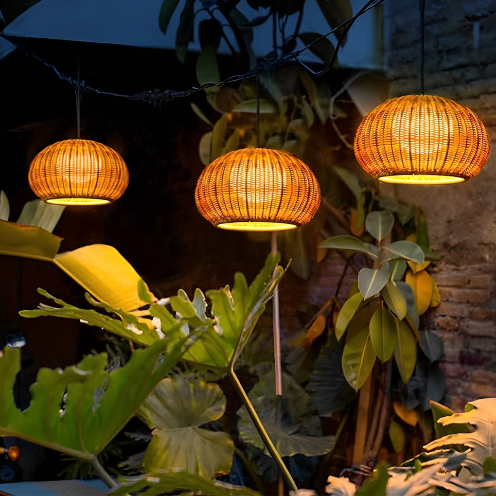 Lámpara colgante exterior de ratán moderna para jardín