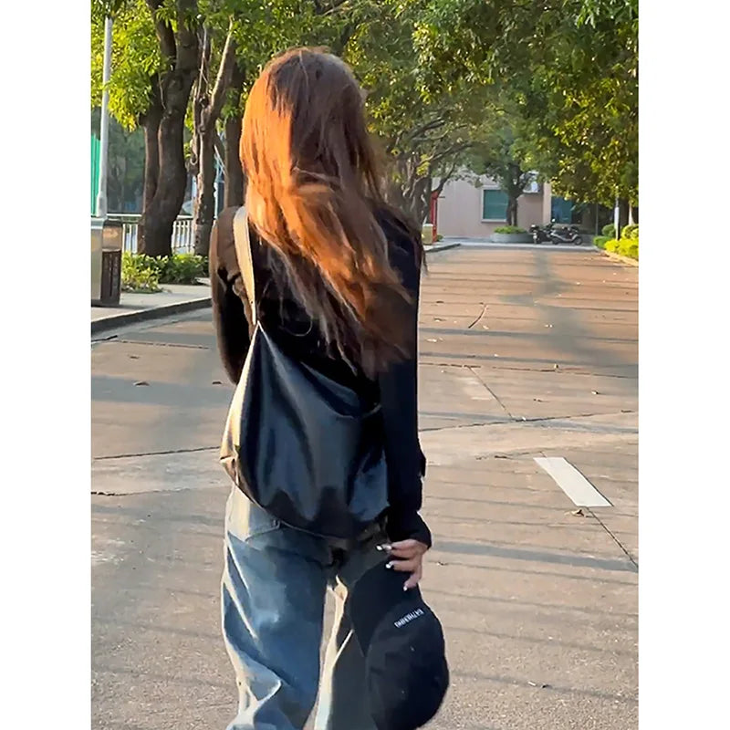 LuxSoft | Bolso de Hombro de Cuero Suave y Elegante