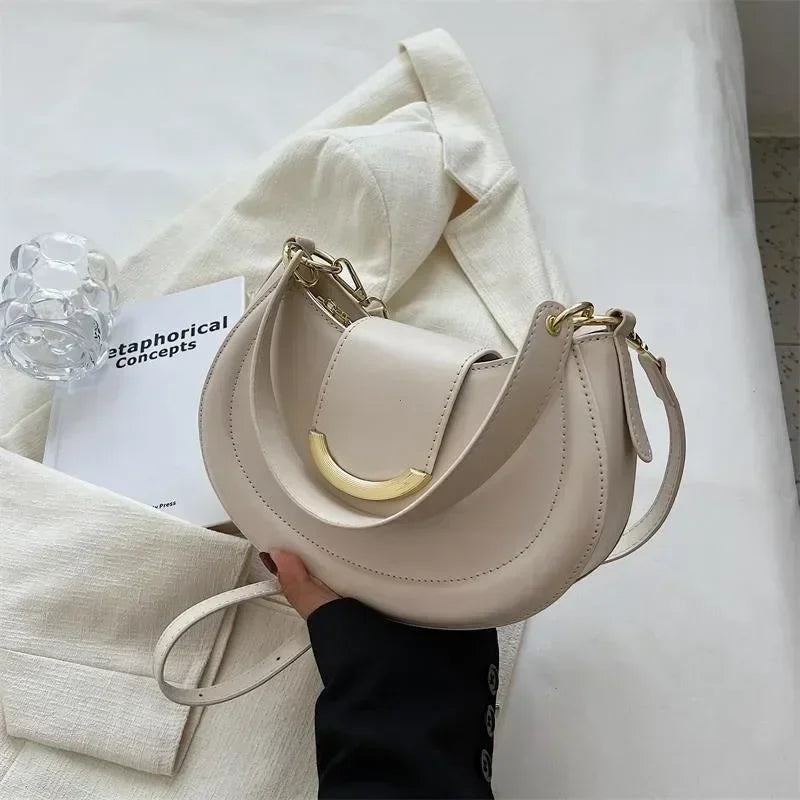 Bolsos de cuero cruzados a la moda