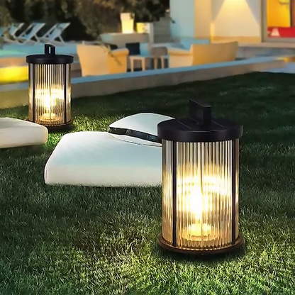 Linterna de vidrio para exteriores con luz LED solar