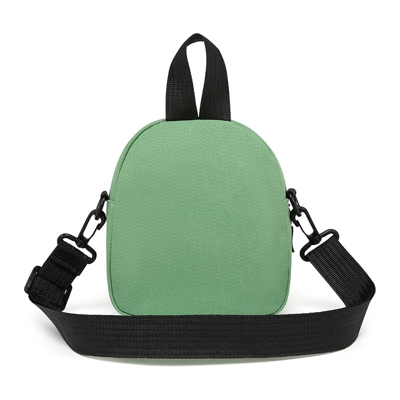 Kenessa - Mochila Compacta de Lona