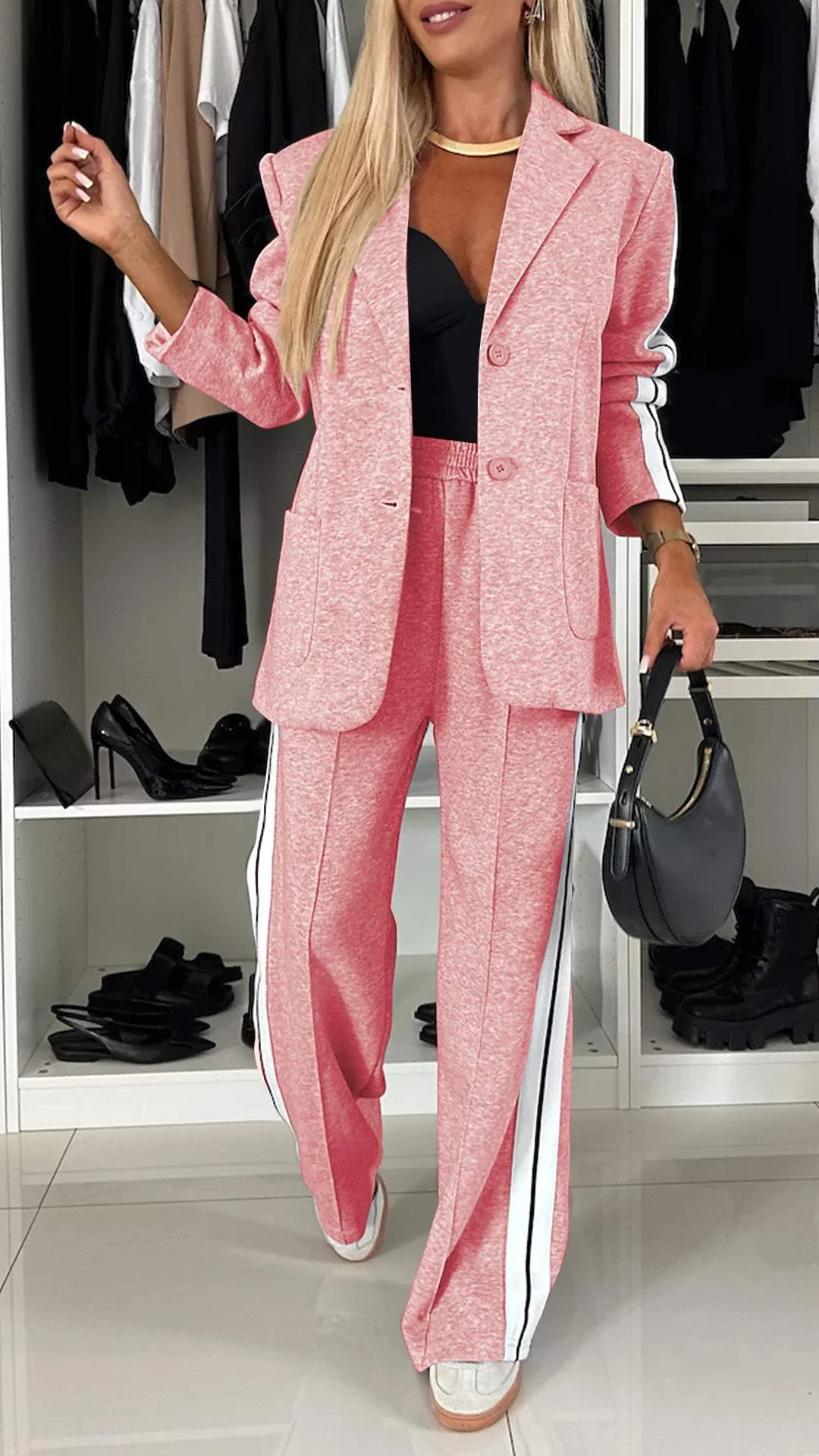 Básicos | Un traje casual de oficina con un toque moderno