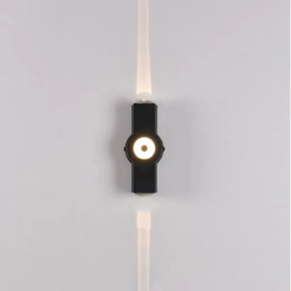 Lámpara de pared moderna de acrílico para exterior con luz LED
