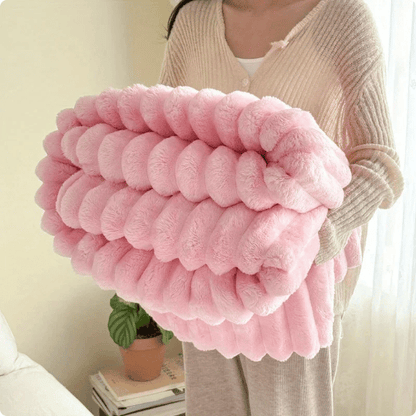 Ultra-Soft Fluffy Blanket – Cozy Thick Plush Comforter for All-Season Warmth
