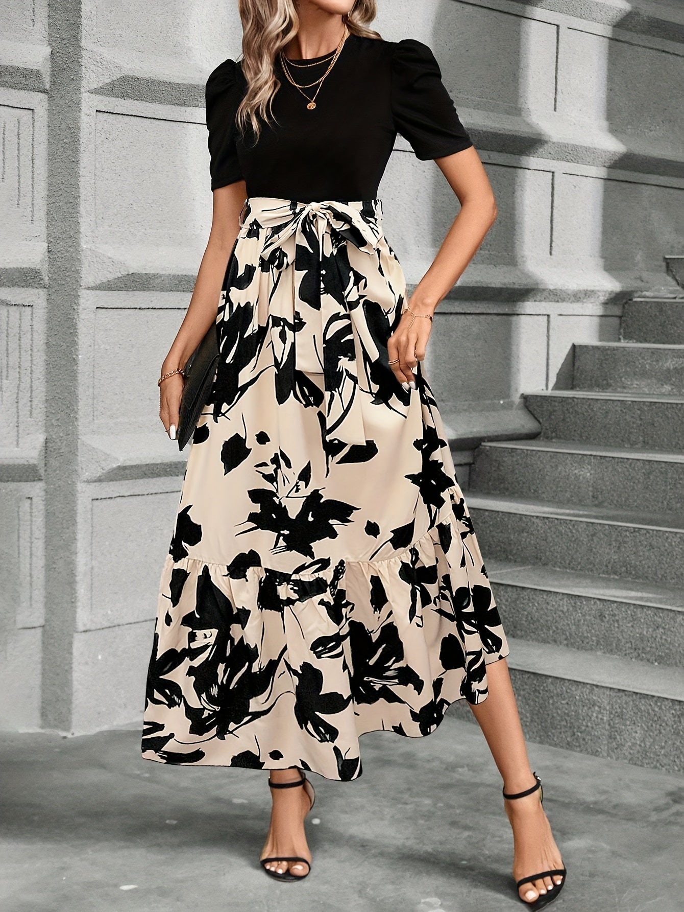 Briony - Vestido floral de cintura alta con dobladillo con volantes