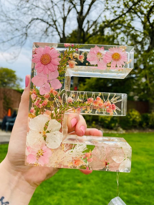 Lámpara Nocturna Floral Hecha a Mano para un Ambiente Soñador