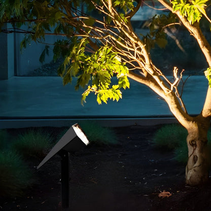 Luz de jardín exterior con energía solar