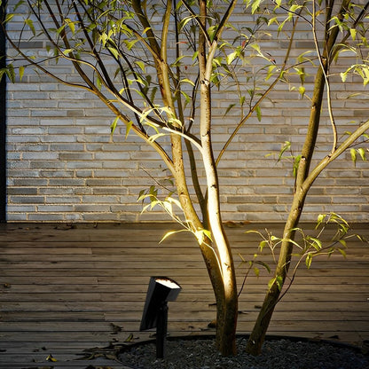 Luz de jardín exterior con energía solar