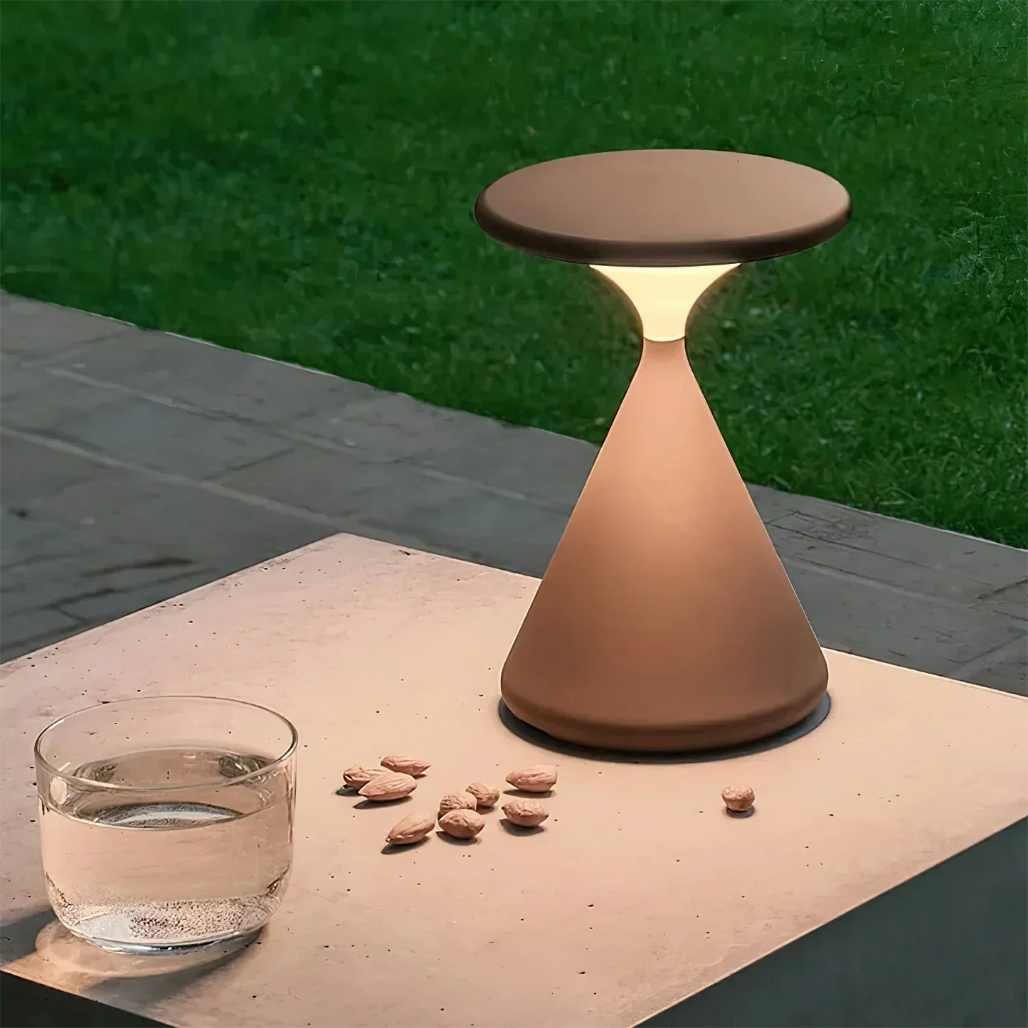 Lámpara de mesa moderna inalámbrica con luz LED táctil