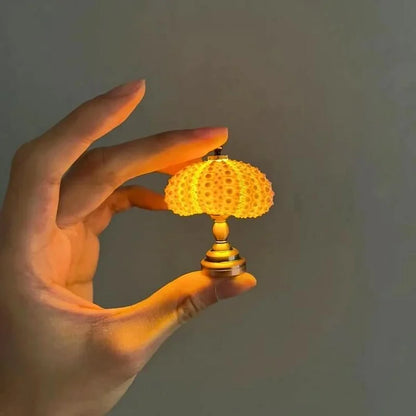 Lámpara de mesa con diseño de cúpula de vidrio vintage