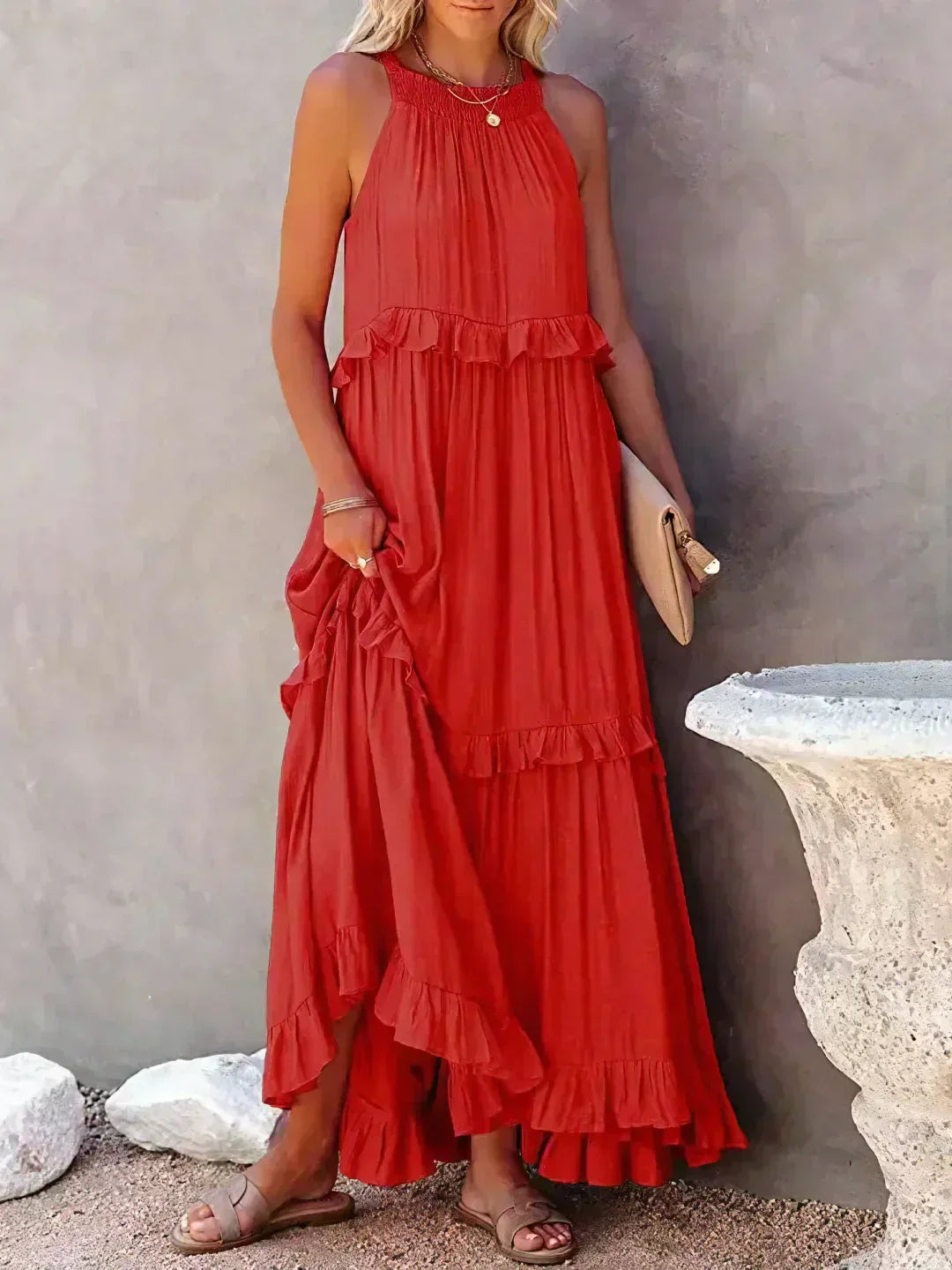 Delilah - Vestido elegante con cuello halter y ribete de volantes