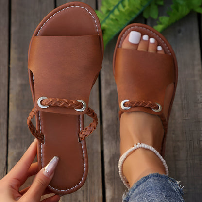 Avyn | Sandalias de tiras trenzadas