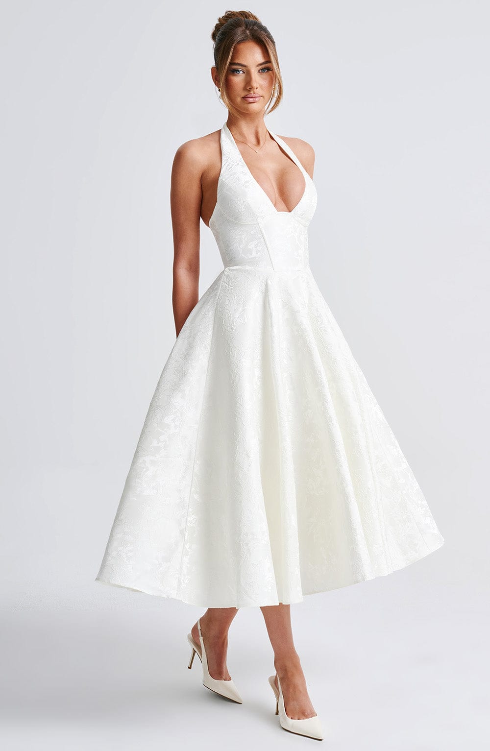 Renata - Maxi con cintura ajustable de encaje jacquard