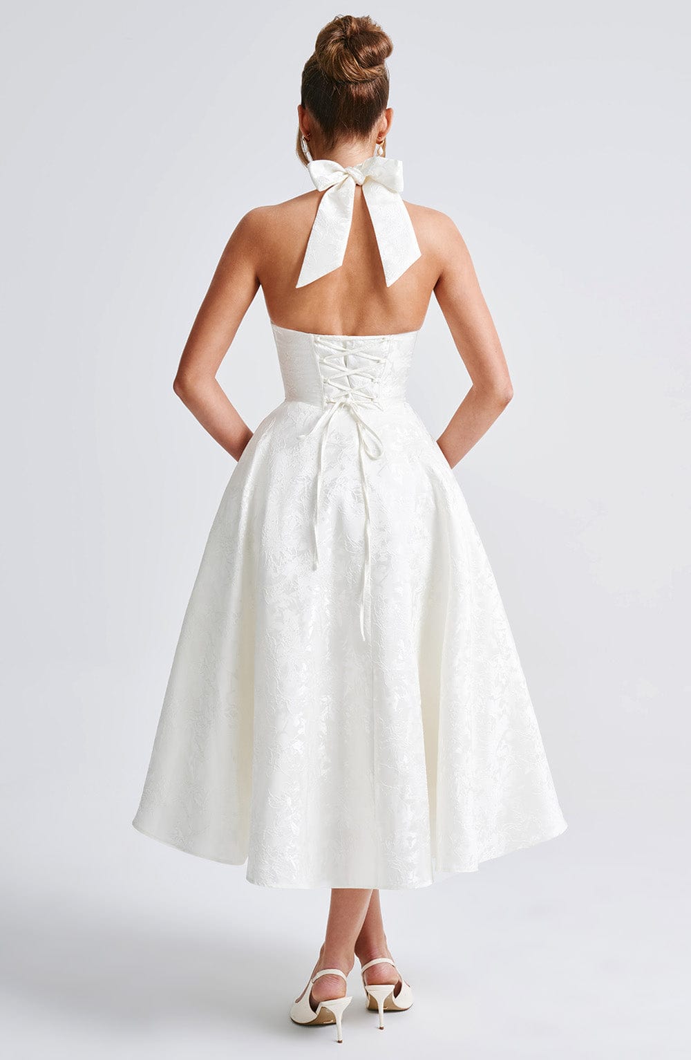 Renata - Maxi con cintura ajustable de encaje jacquard