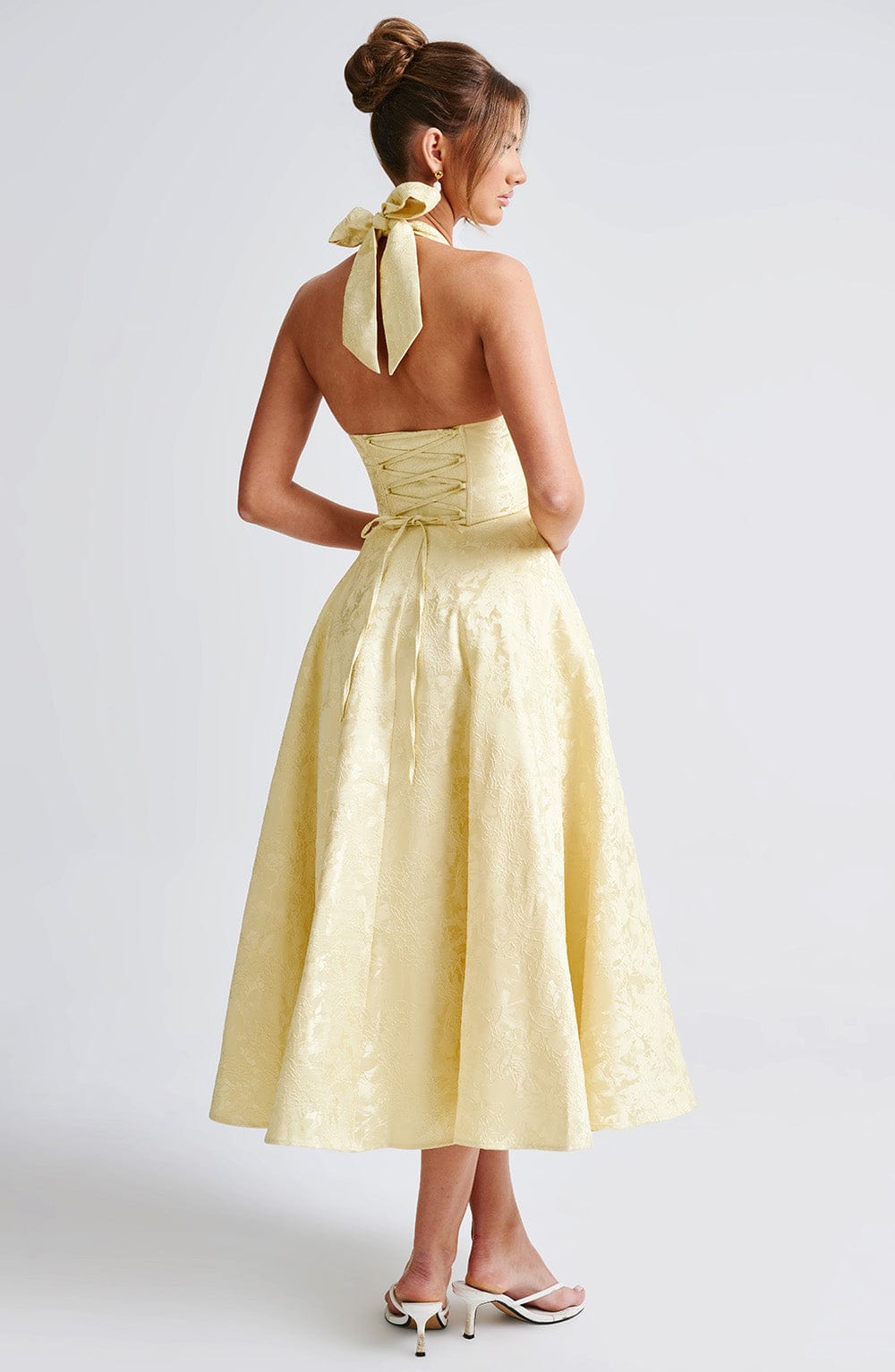 Renata - Maxi con cintura ajustable de encaje jacquard