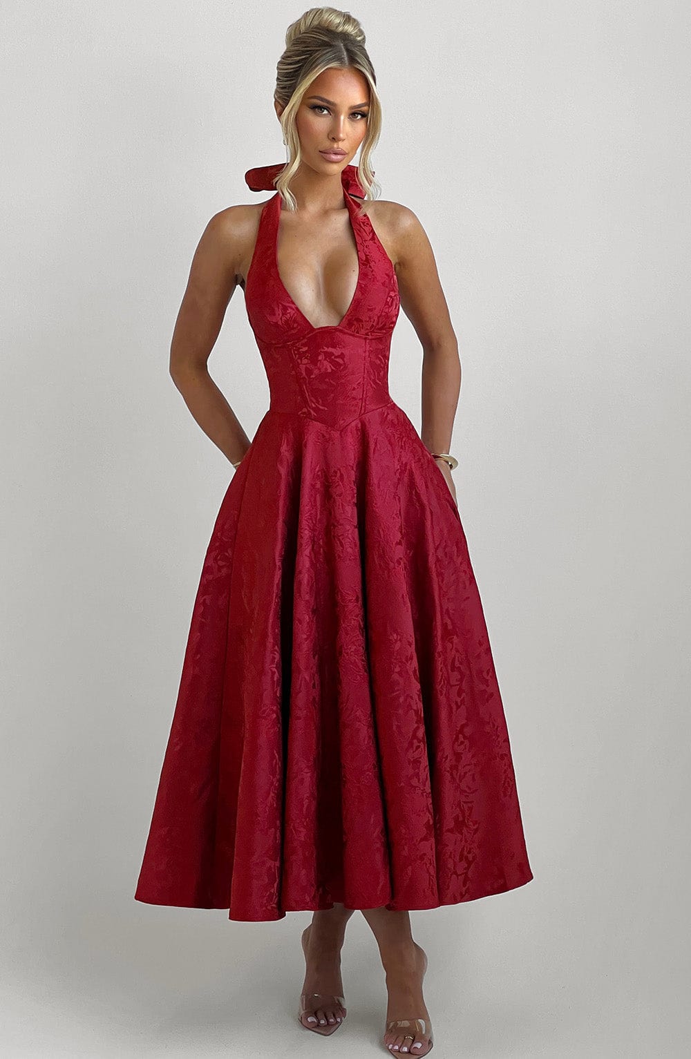 Renata - Maxi con cintura ajustable de encaje jacquard