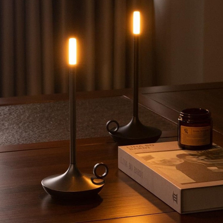 Lámpara de mesa con luz LED moderna regulable