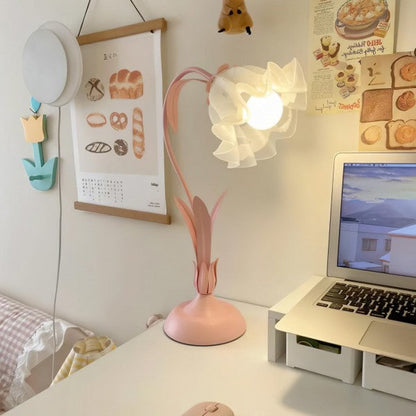 Table Lamp with Vintage Flower Design Base