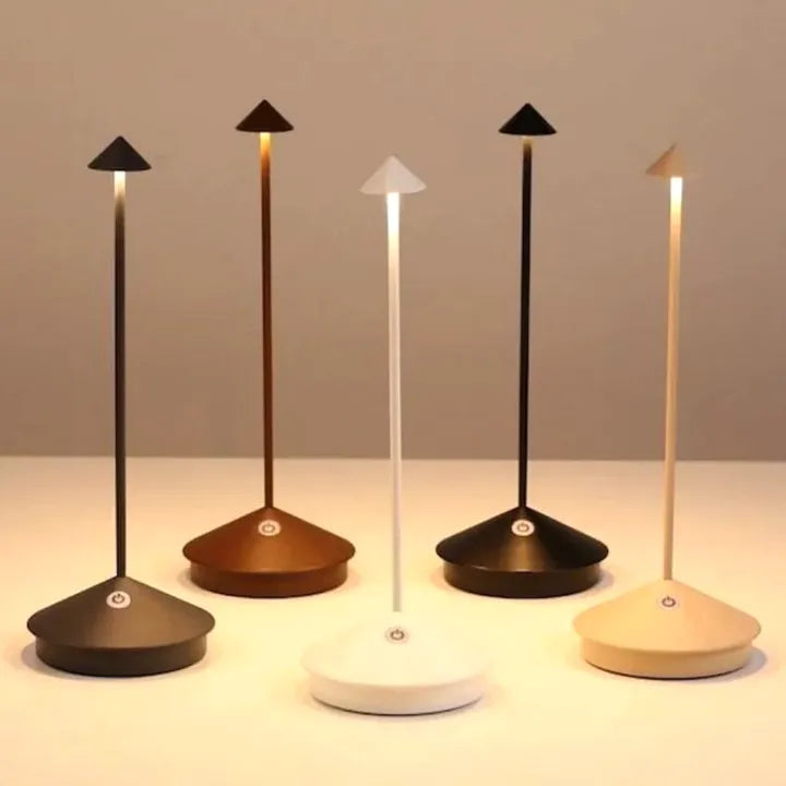 Lámpara de mesa LED con diseño de aluminio regulable
