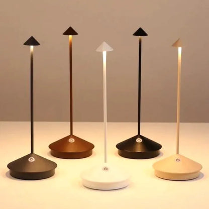 Lámpara de mesa LED con diseño de aluminio regulable