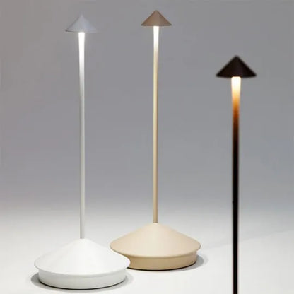 Lámpara de mesa LED con diseño de aluminio regulable