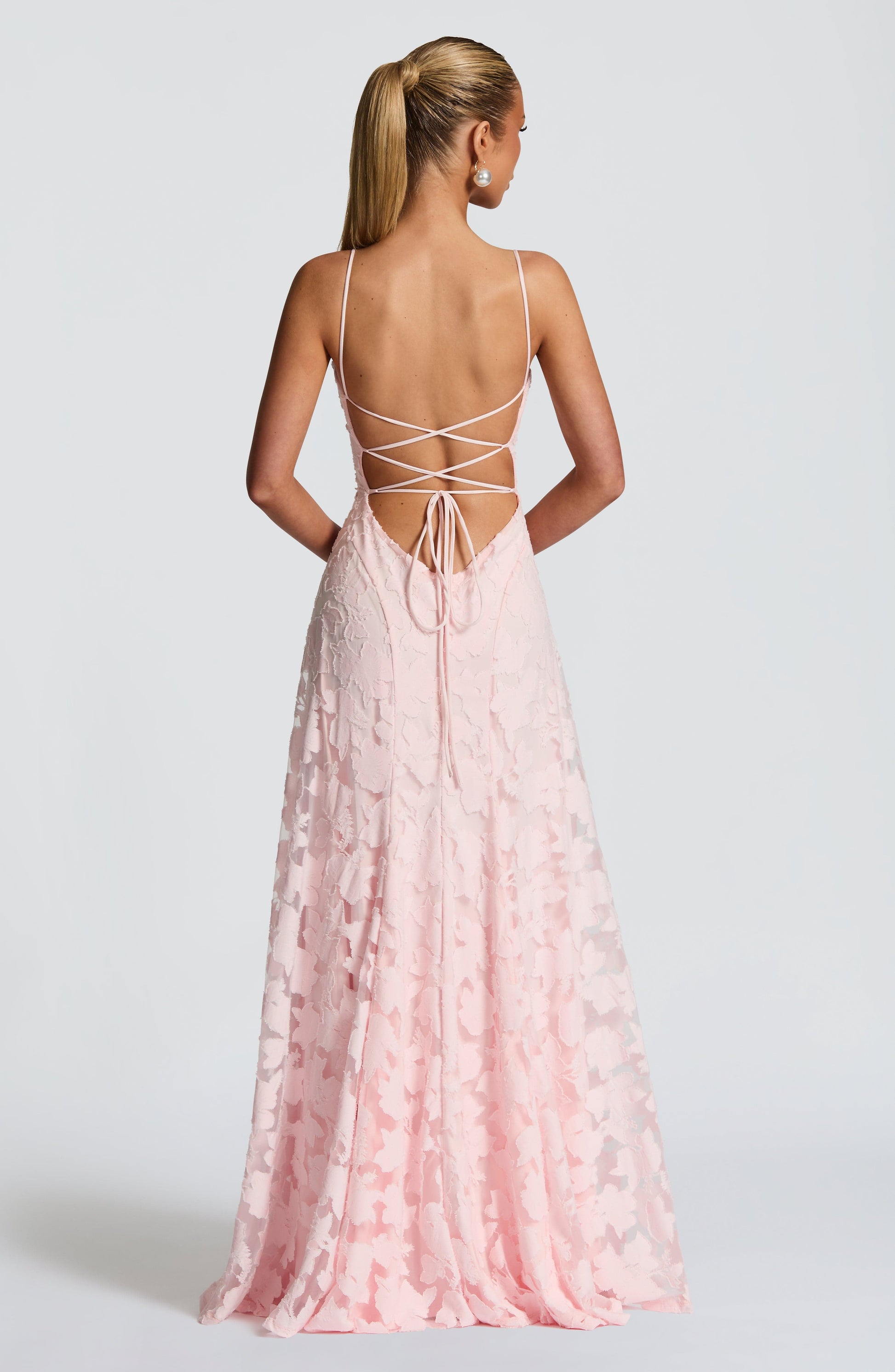 Franciszka | Elegant Lace Maxi Dress The Perfect Choice for Special Oak & Harper Franciszka | Elegant Lace Maxi Dress The Perfect Choice for Special Oak & Harper