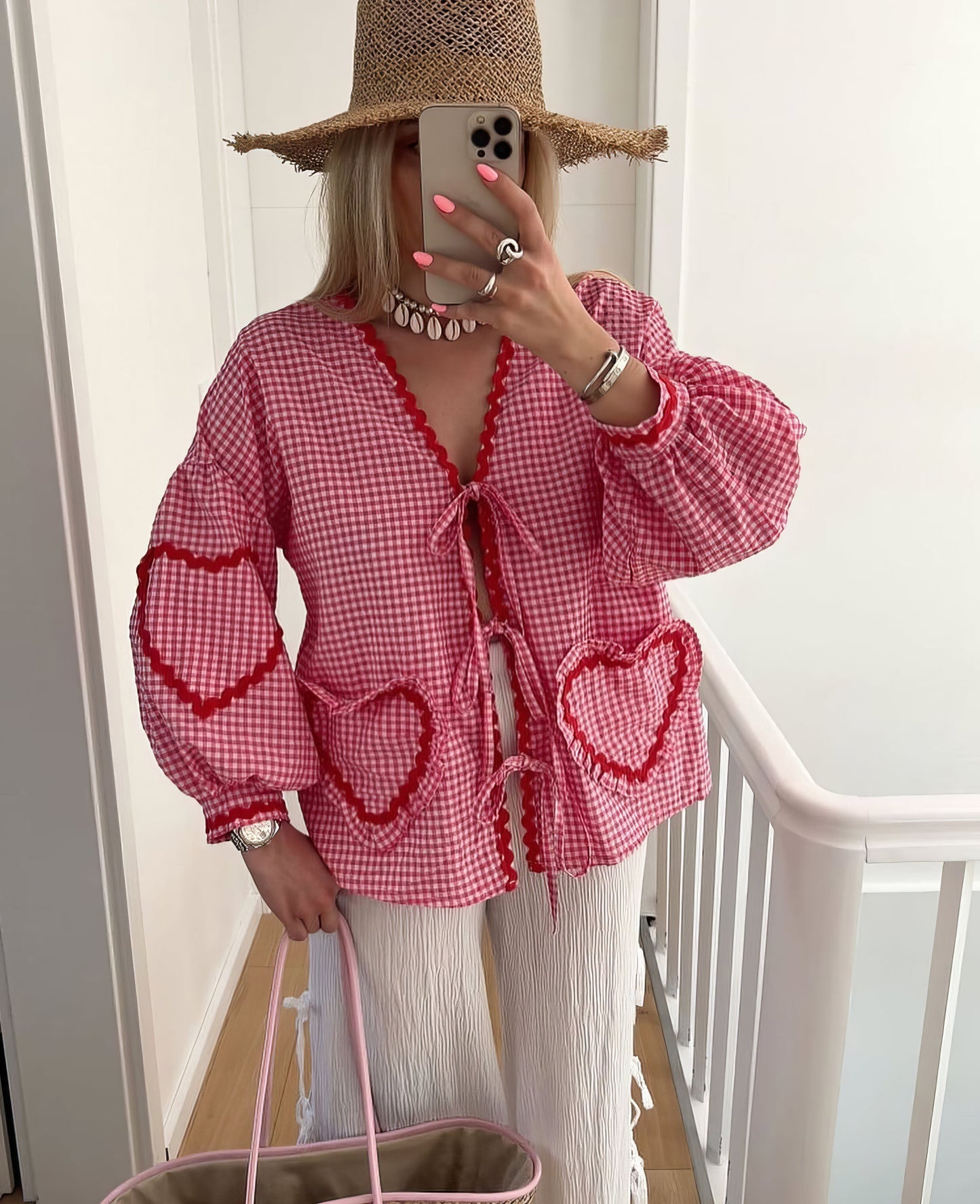Vern - Camisa de encaje con corazón a cuadros y cordones