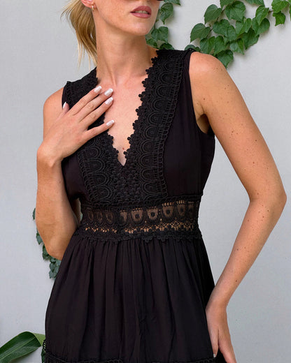 Ninfea | Abito midi senza maniche in stile boho con dettagli in pizzo
