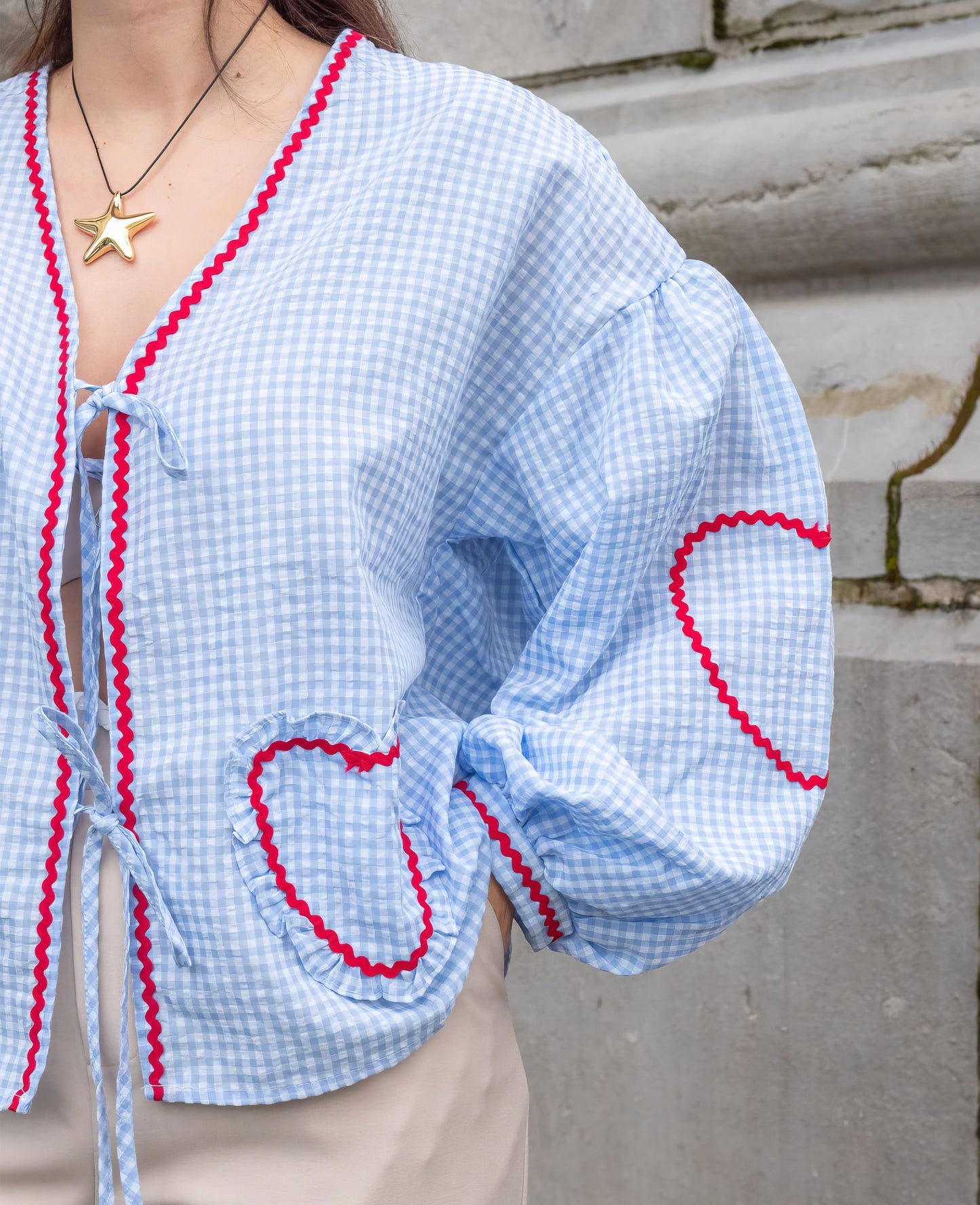 Vern - Camisa de encaje con corazón a cuadros y cordones