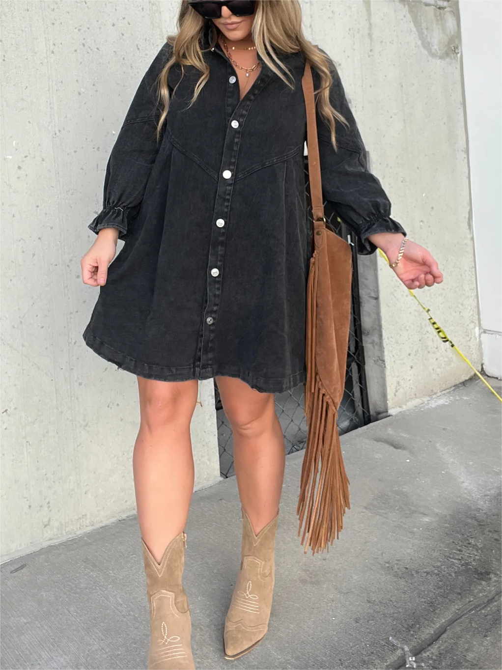 Galilea - Vestido midi de mezclilla con cuello vuelto chic