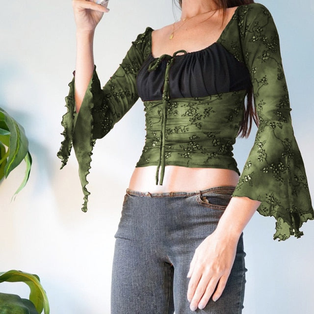 Blusa Marlene de manga larga con mangas acampanadas