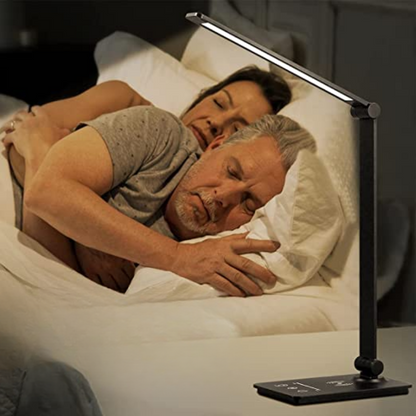 Lámpara de escritorio LED con cargador inalámbrico negro