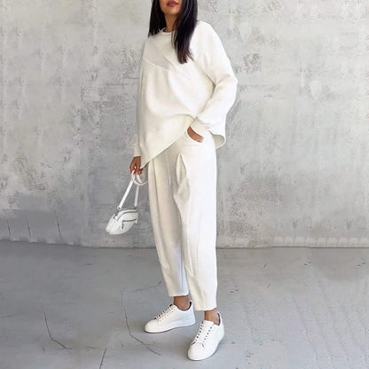 Ava™ | Sudadera de manga larga y pantalones – un conjunto elegante y cómodo