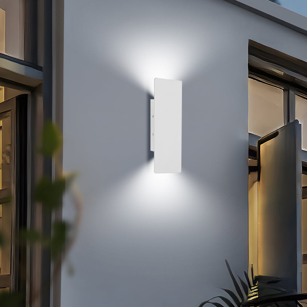 Lámpara de pared exterior con diseño moderno impermeable