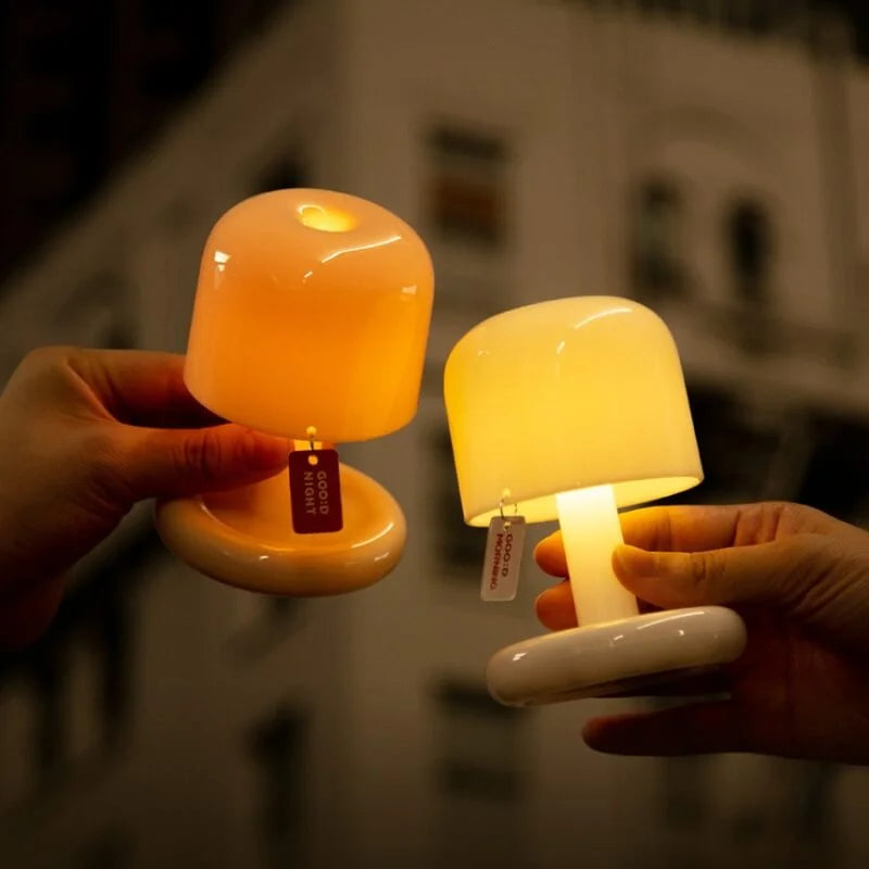 Lámpara de mesa con luz suave de resplandor al atardecer