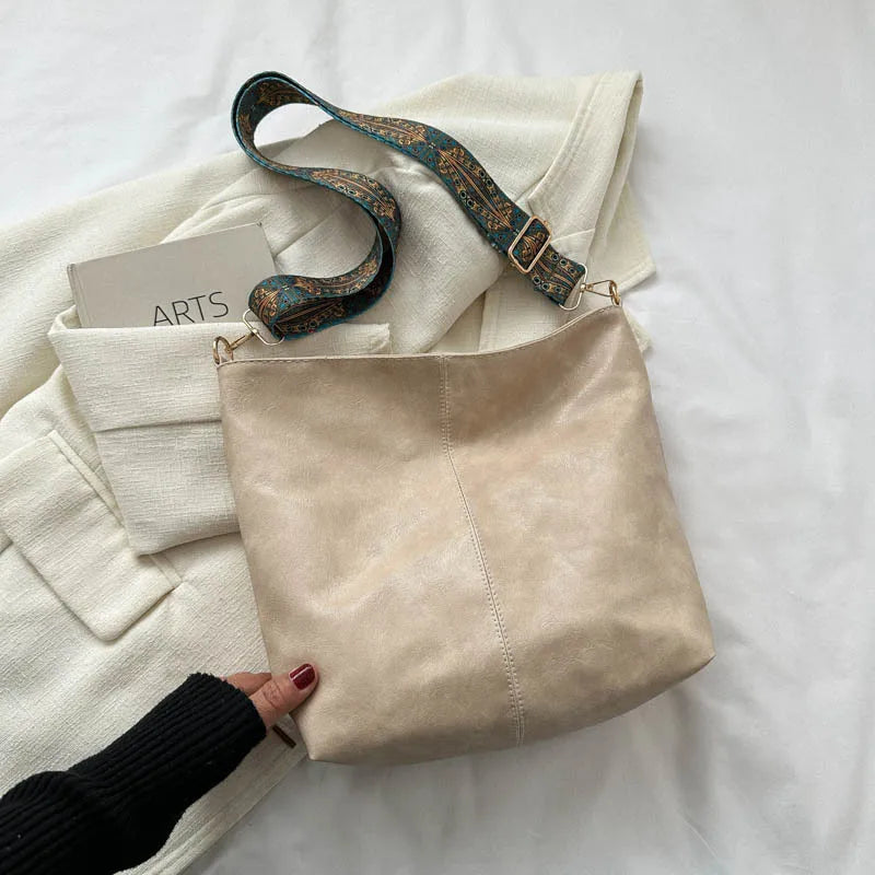 Vintage Leather Shoulder Bag for Women - Kelsey