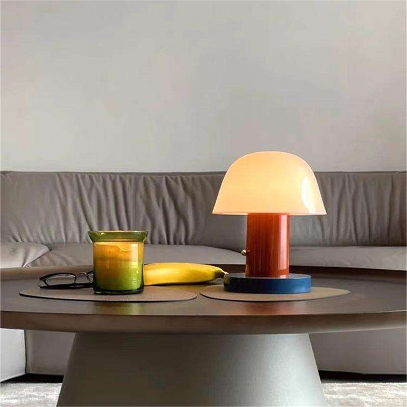 Lámpara de mesa moderna LED diseño de hongo