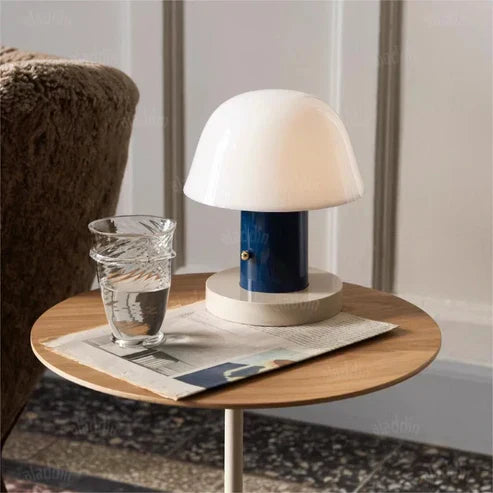 Lámpara de mesa moderna LED diseño de hongo